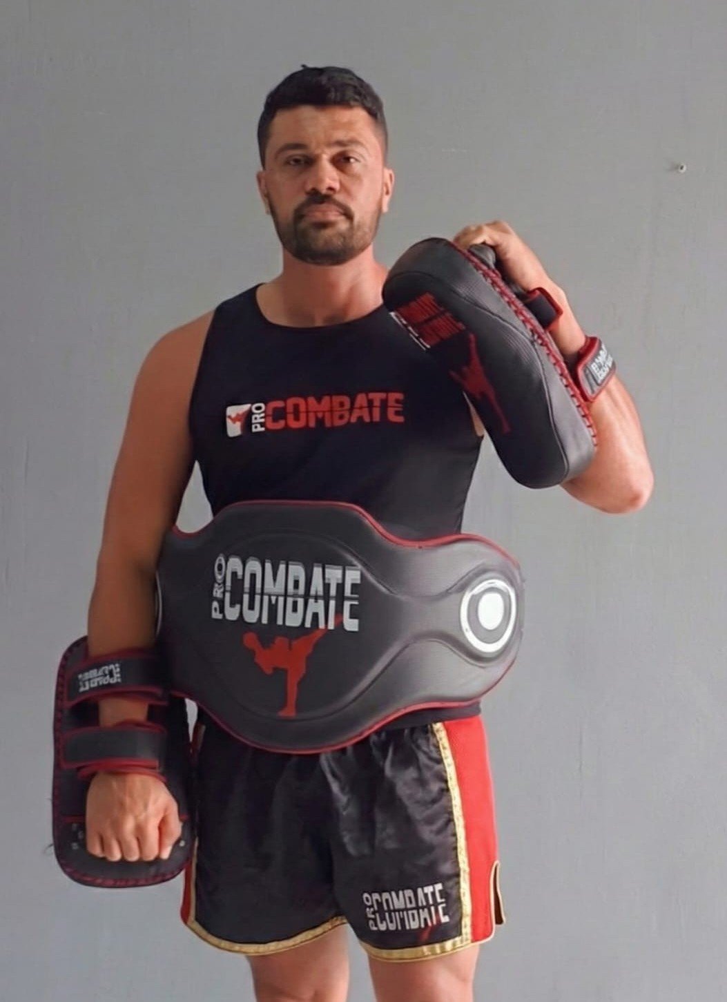 Professor Mauro - Mestre de Muay Thai